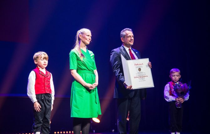 Alex Kamarotos from DCI received the Rafto Prize on behalf of DCIP during the Rafto Prize Award Ceramony Sunday 12 November at the National Stage in Bergen.